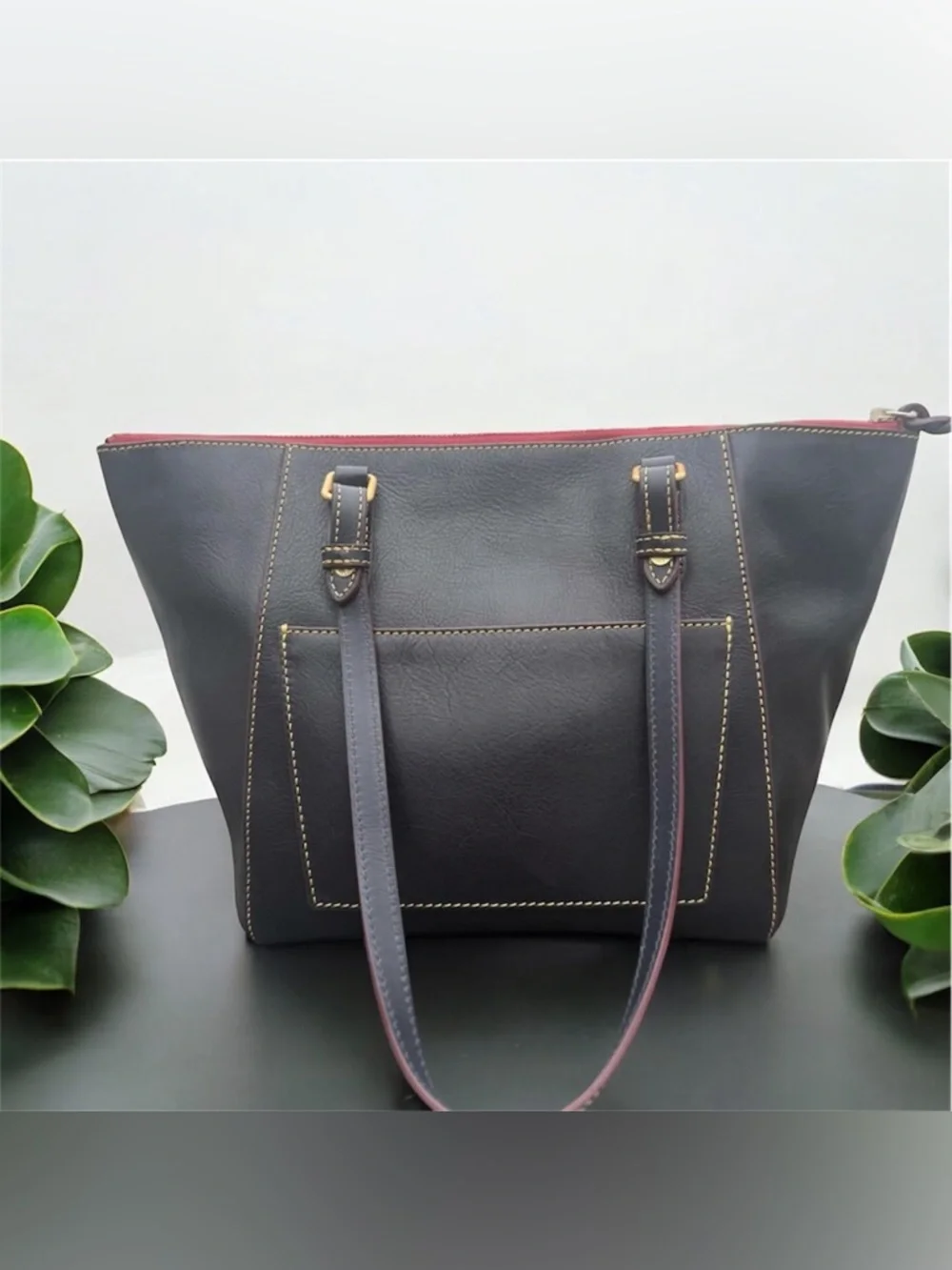 Dooney & Bourke Florentine Maxine Tote in excellent condition